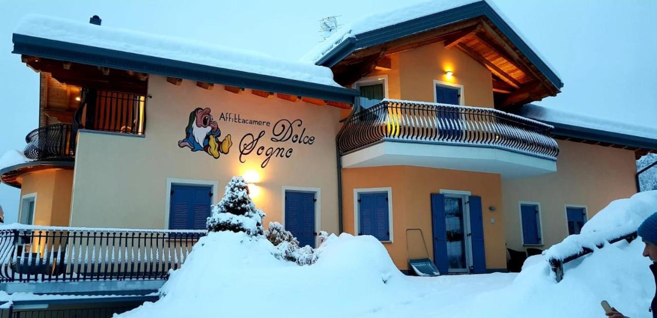 Affittacamere Dolce Sogno Coredo Exteriör bild